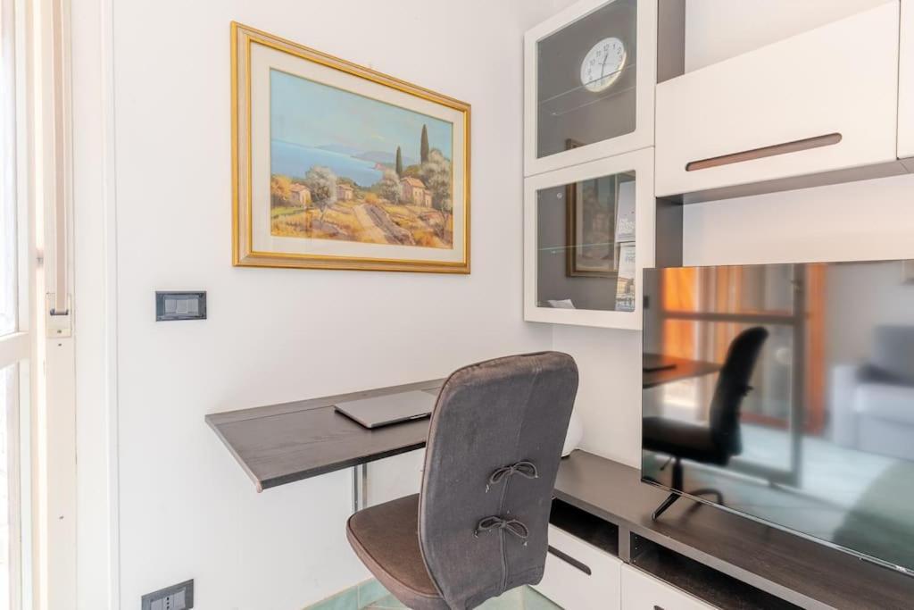 Thekeystudio, La Casa Del Mare Azzurro With Seaview Ventimiglia Exteriör bild