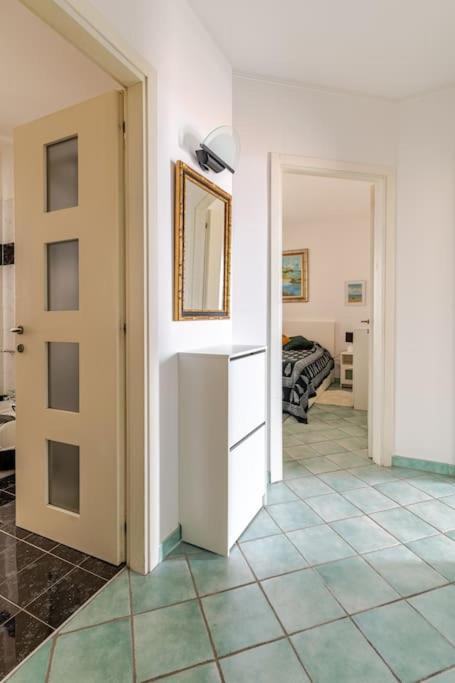 Thekeystudio, La Casa Del Mare Azzurro With Seaview Ventimiglia Exteriör bild