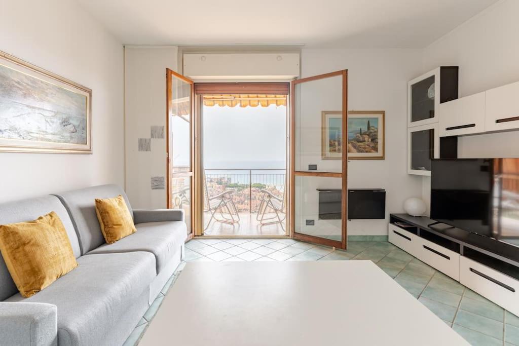 Thekeystudio, La Casa Del Mare Azzurro With Seaview Ventimiglia Exteriör bild